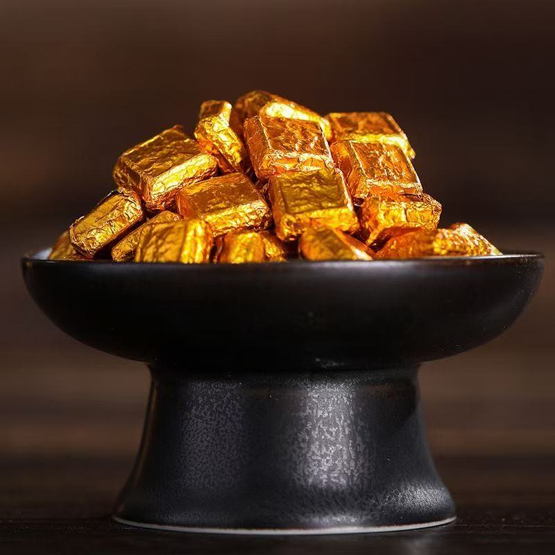Five Elements Transforming Tea Cup Set (5pcs) + 5-Year Aged Pu’er Tea Cubes | Handcrafted Kiln Glaze Cups, Gold-Wrapped Mini Tea Bricks, Traditional Chinese Wellness Tea Set