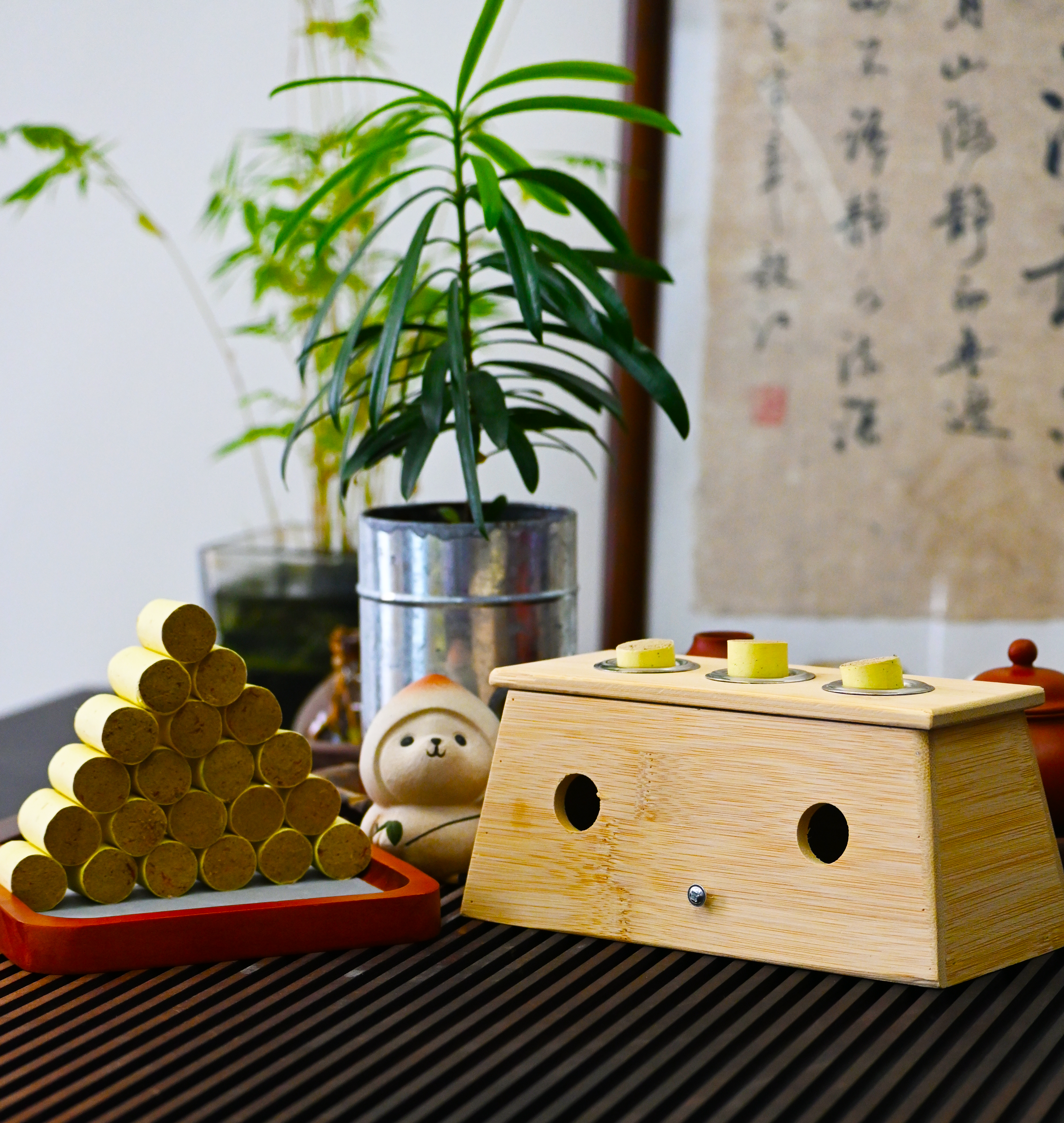 Natural Mugwort Moxibustion Kit: Traditional Chinese Home Wellness & Pain Relief